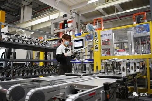 成都的總量占據(jù)了四川的近四川,折射出一個(gè)大問題